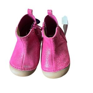 NWT Stride Rite 2.0 Hot Pink Booties- Leather upper -Size 4M, 20EU-Adorable